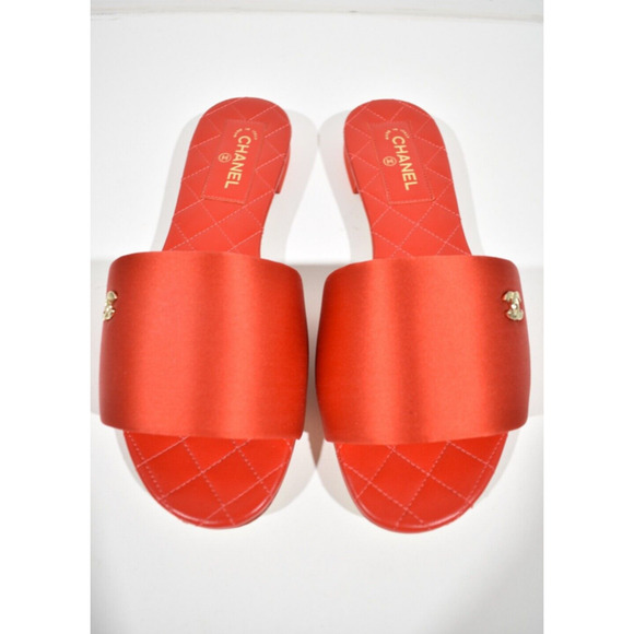 Chanel 22P Red Satin CC Gold Logo Quilted Leather Slide Mule Sandal Flop Flat 38 - Picture 6 of 12